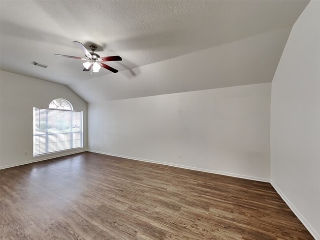 12123 Landsdown Ridge Way