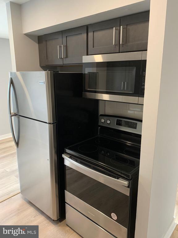 Building Photo - 5424 Rising Sun Ave Unit B4