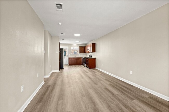 12027 Roddy Rd