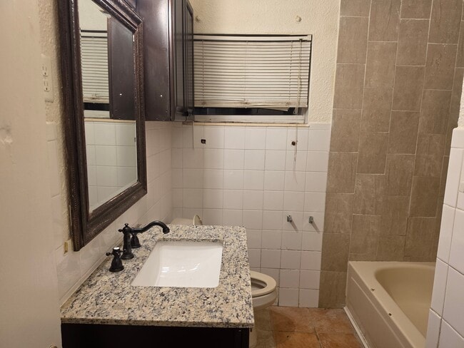 1808 Sammonds Rd