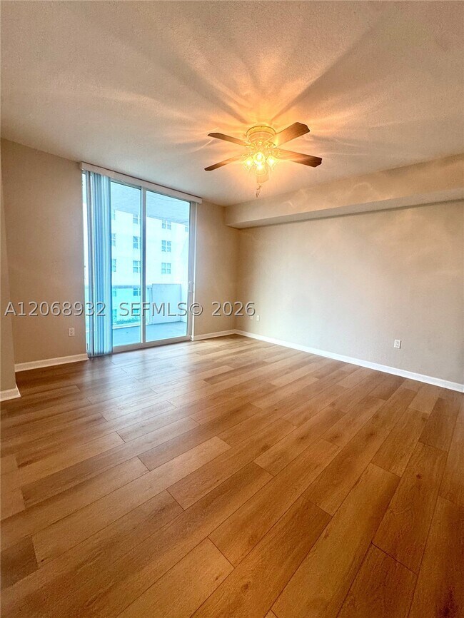 7900 Harbor Island Dr Unit 608