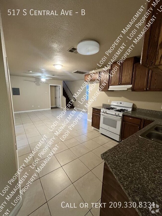Building Photo - 517 S Central Ave Unit B Rental