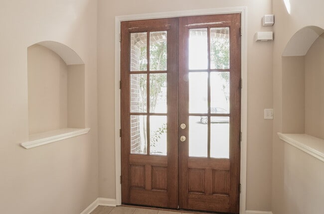 Photo - 1132 Hoska Cove