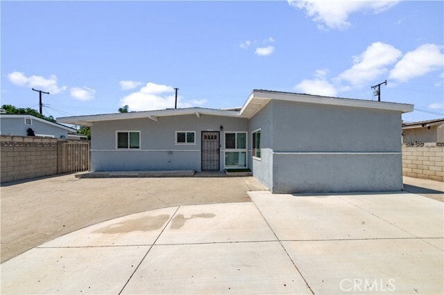 Building Photo - 833 N Eldon Ave Rental