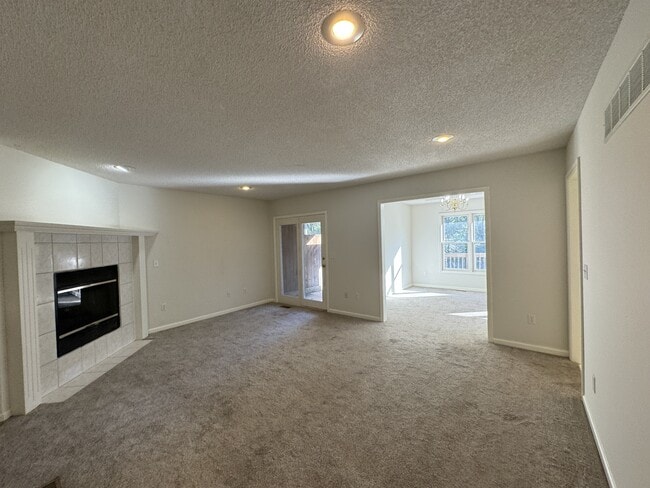 Photo - 508 W Clark St