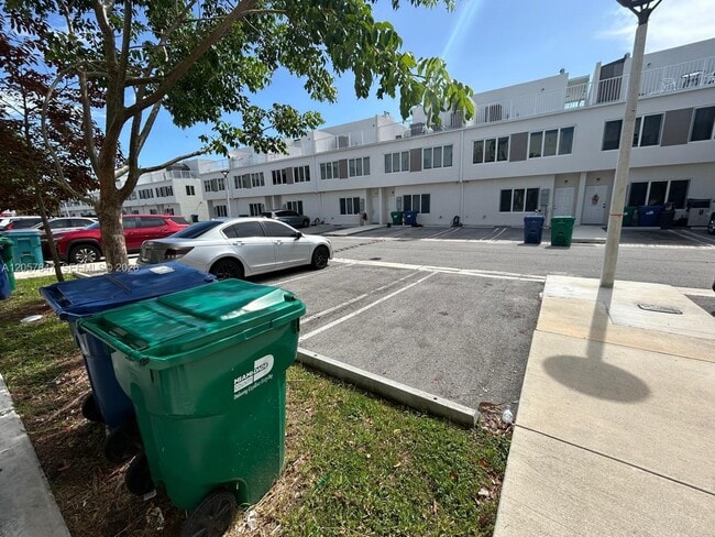 25814 SW 144th Ct Unit 1