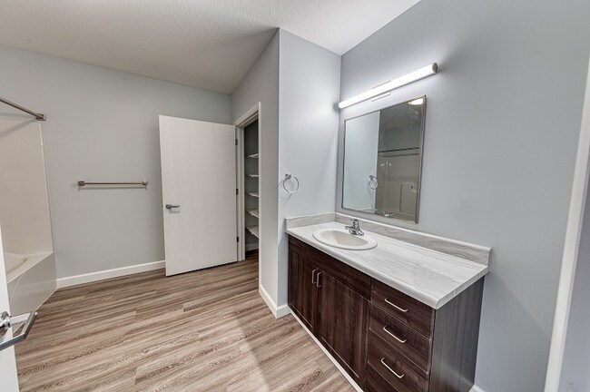 Centre @ 501 Apartments