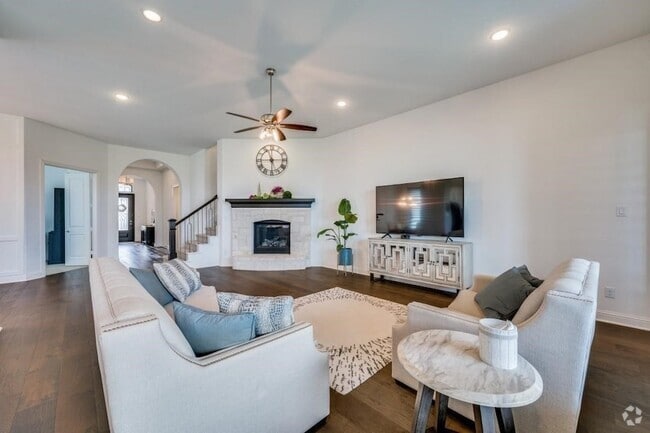 Building Photo - 3970 Sweet Clover Dr Rental