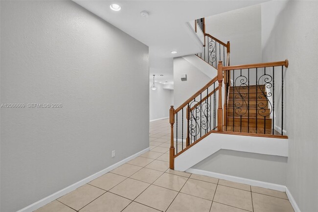Photo - 5337 SW 40th Ave