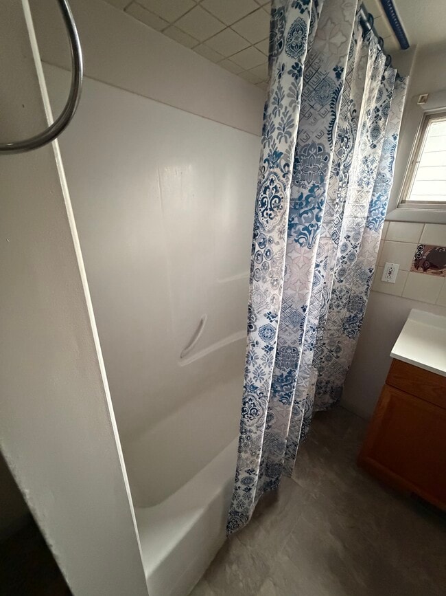 Photo - 1120 W Gold St