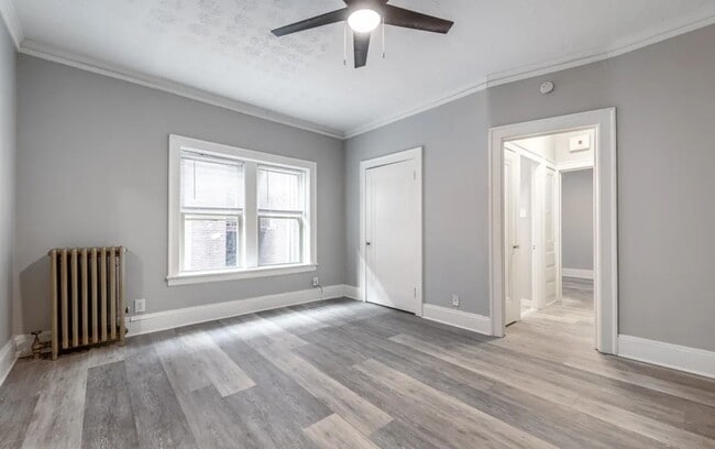 Clifton Lake Apartments