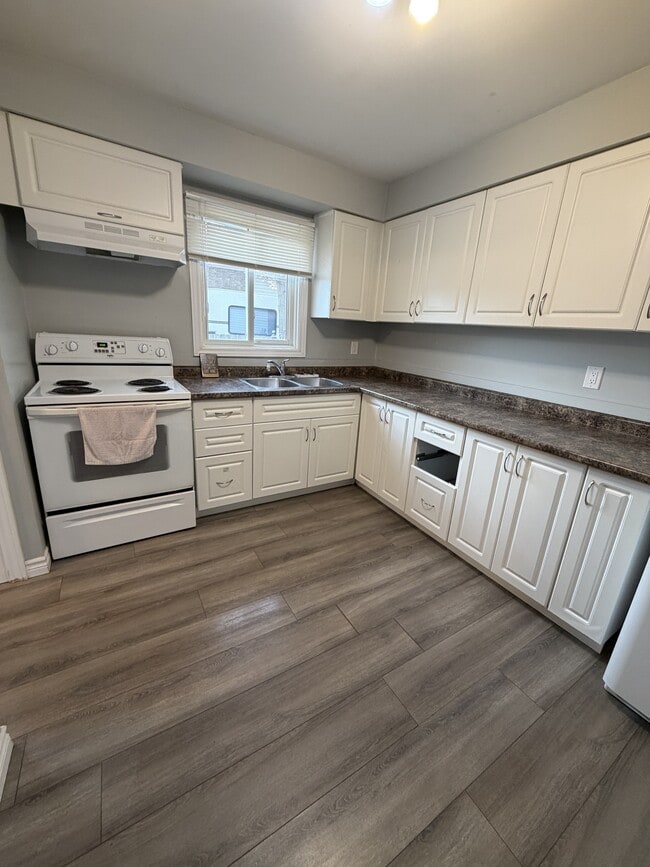 Building Photo - 1199 Afton Dr Unit Room 1