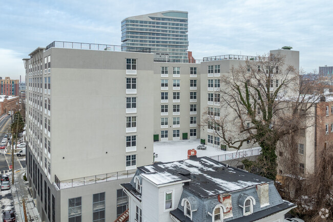 Photo - Regency on the Hudson