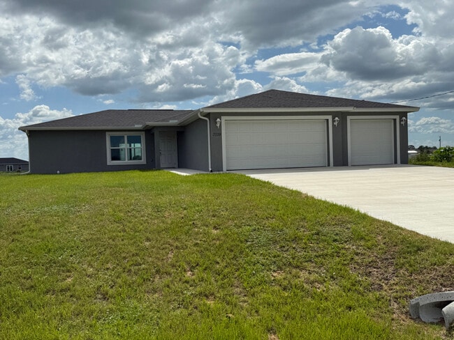 Photo - 7038 Lotus Cir Casa