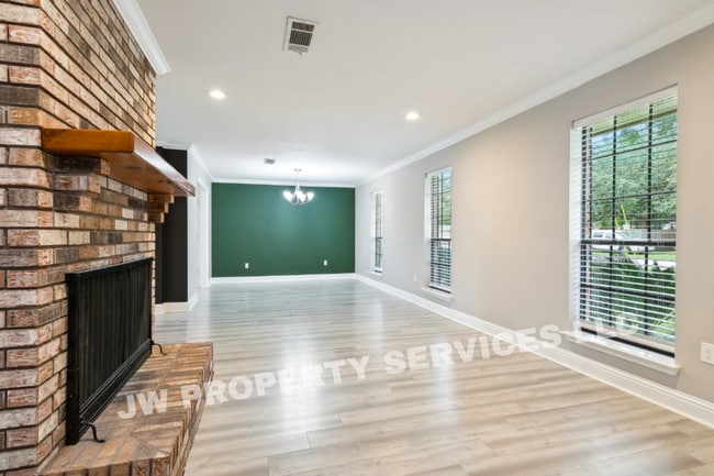 Photo - 1476 St Christopher Dr