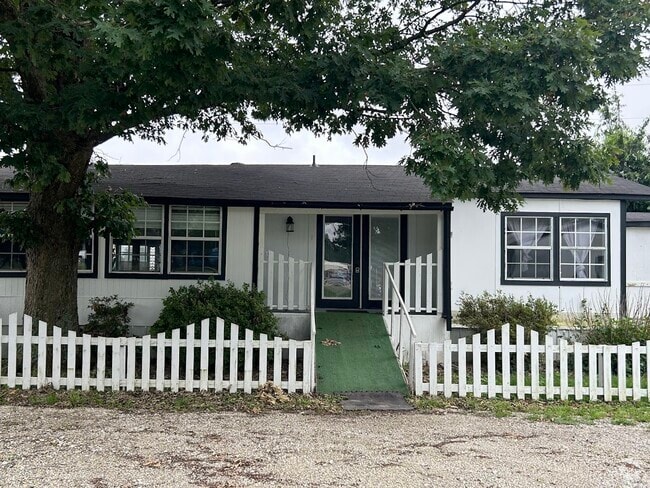Building Photo - 17273 E Hwy 412 Rental