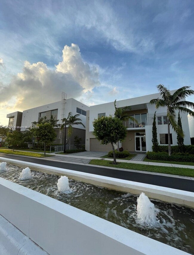 Photo - 10061 NW 75th St