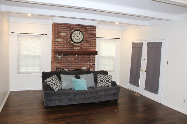 7 Wisina Ct