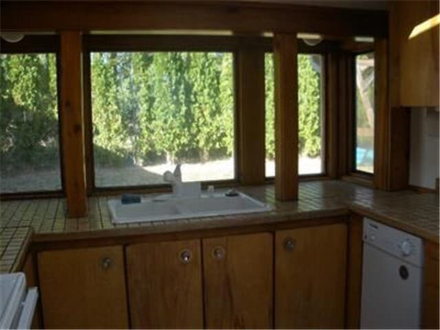 Photo - 3717 Lincoln Way