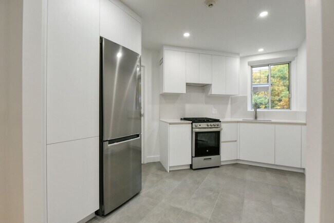 Photo - 3500 Av. Ridgewood Unit 401