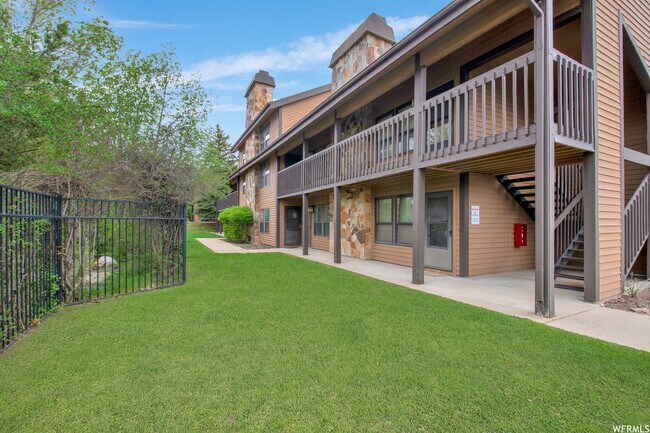 Photo - 3615 N Wolf Creek Dr