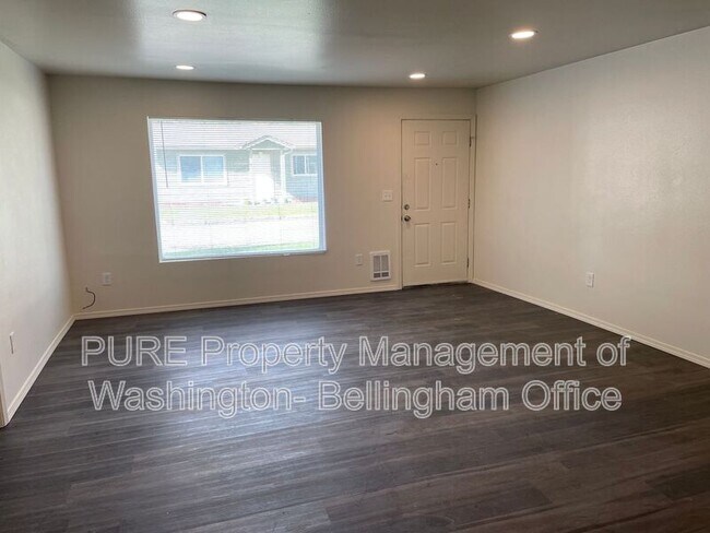 Photo - 6067 Portal Way Unit #6