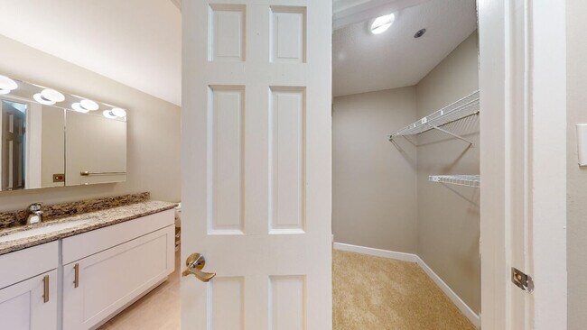 Photo - 1126 Beacon St Unit 11P