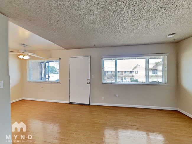 Photo - 870 Burbank Dr Unidad 9 Rental