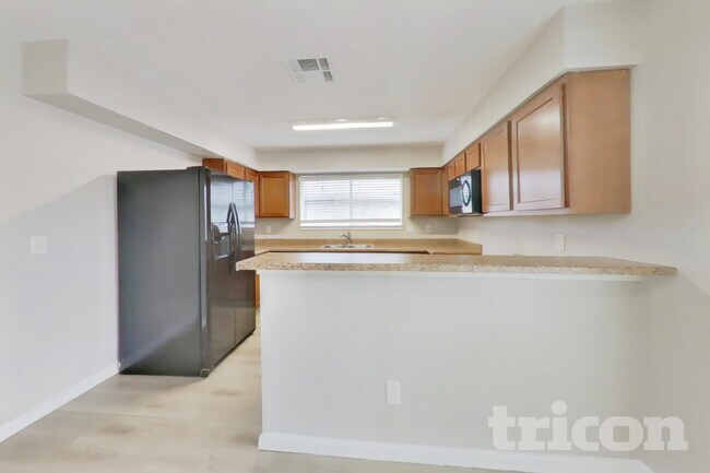 Photo - 14831 Waterside Dr