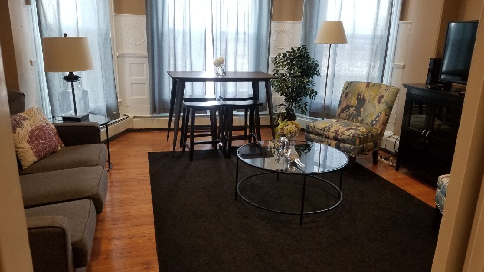 Large 1 Bed Minutes from BU!! (No Broker Fee) - Large 1 Bed Minutes from BU!! (No Broker Fee)