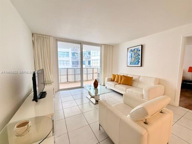 Photo - 6039 Collins Ave Unidad 6039 Collins Ave # 1506