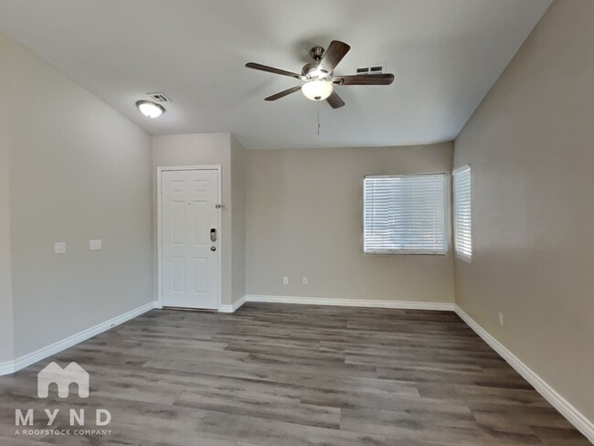 Photo - 4631 Victoria Garden Ave