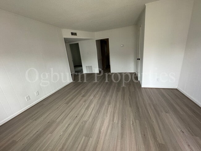 Photo - 208 Mayberry Ave Unit 208