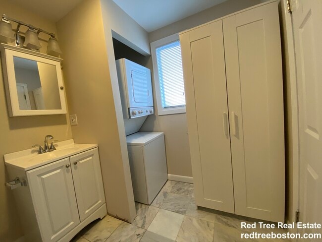 Photo - 9 Boston St Unit 3