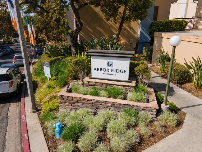 Arbor Ridge