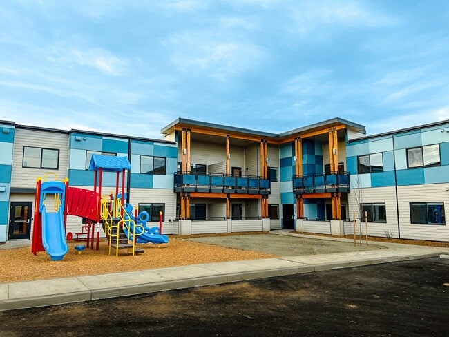 Photo - Midtown Place Apartments