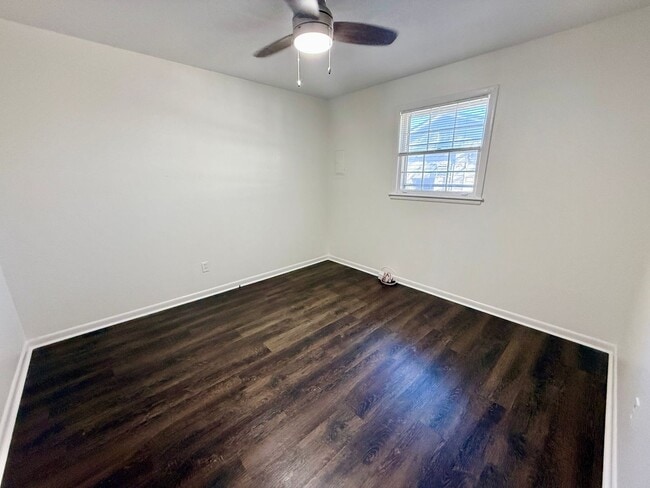 Photo - 2 Bedroom Madison Duplex w/ Fenced Yard $1300