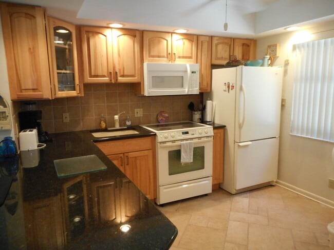 Photo - 291 Mercury Rd Unit 2