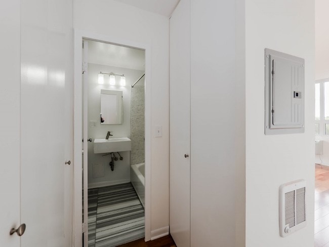 Photo - Presidential Apartments