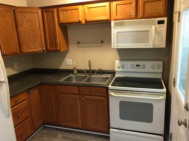 Photo - 2550 9th Ct