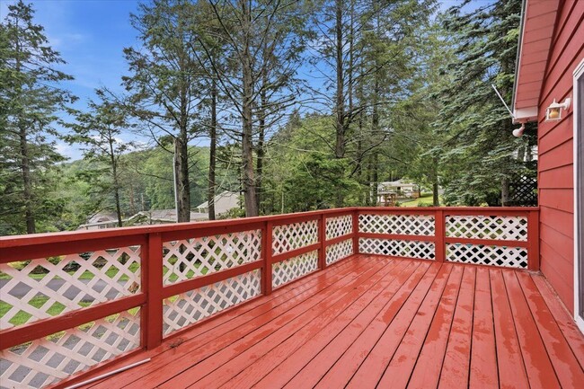 Photo - 107 Apple Dr