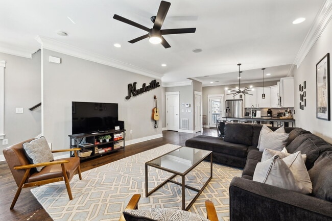 Photo - 1308 Wedgewood Ave