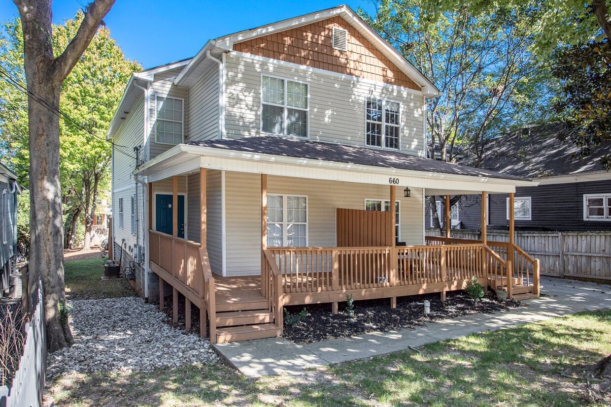 Newly Renovated 4/3 Near Beltline! - Newly Renovated 4/3 Near Beltline!