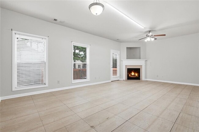 Photo - 6199 Thorncrest Dr