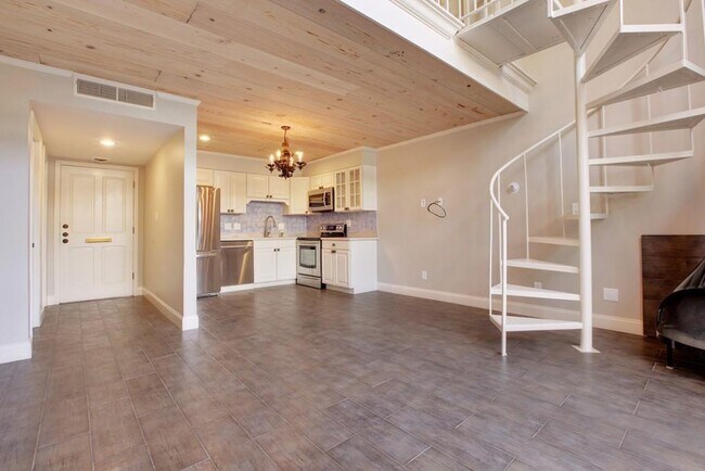 Photo - 150 Maribeau Square NW