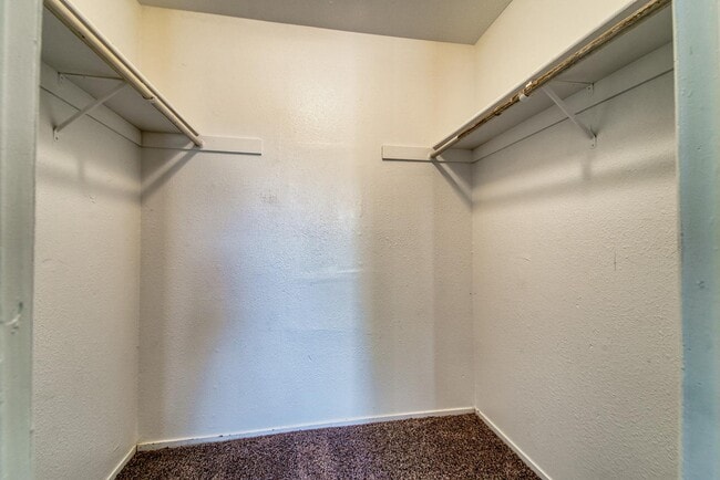 Walk-in closet