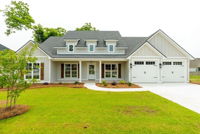 Building Photo - 3061 Houser Wy