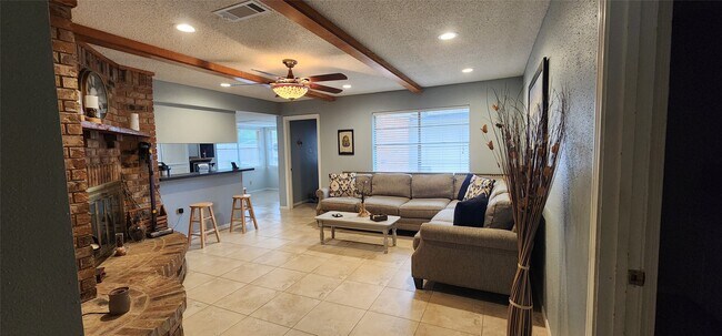 Photo - 2110 Eagle Point Rd
