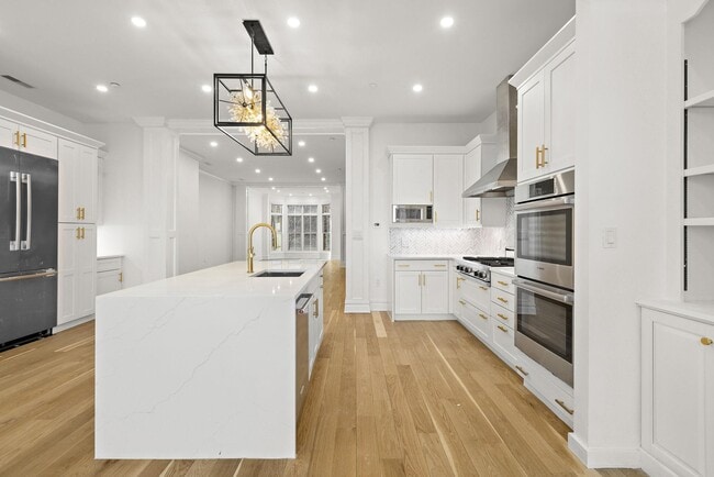 Photo - 16 Regency Pl