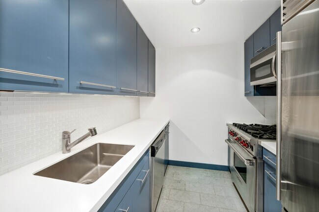 Photo - 106 Central Park S